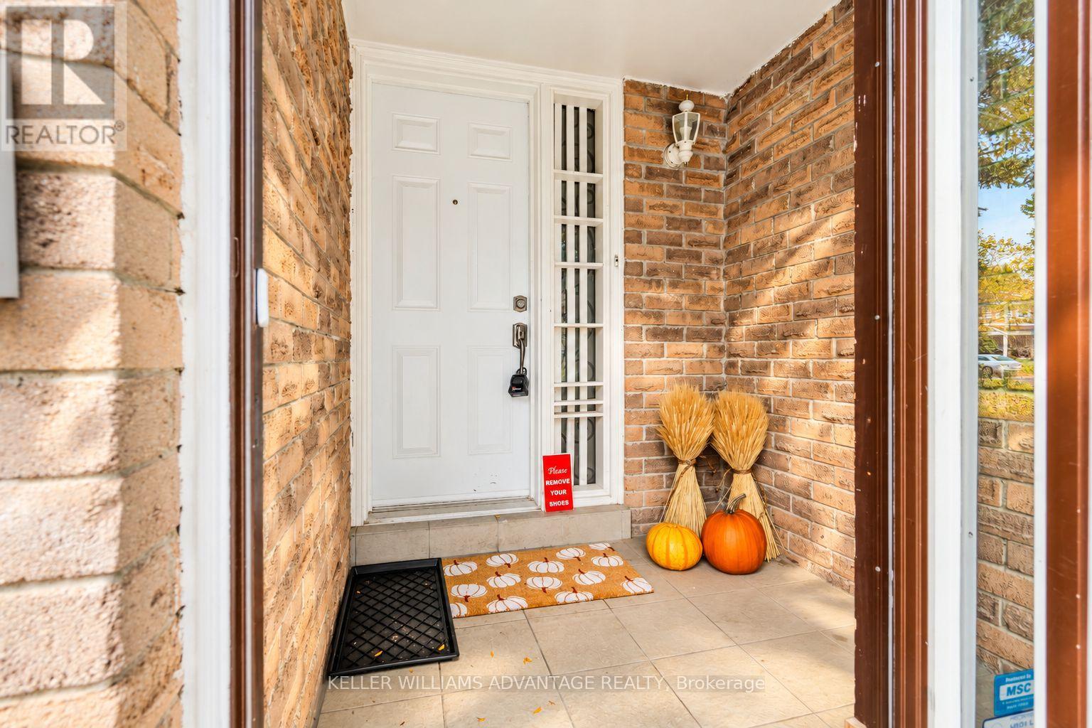 58 Ambercroft Boulevard Property Photo 3
