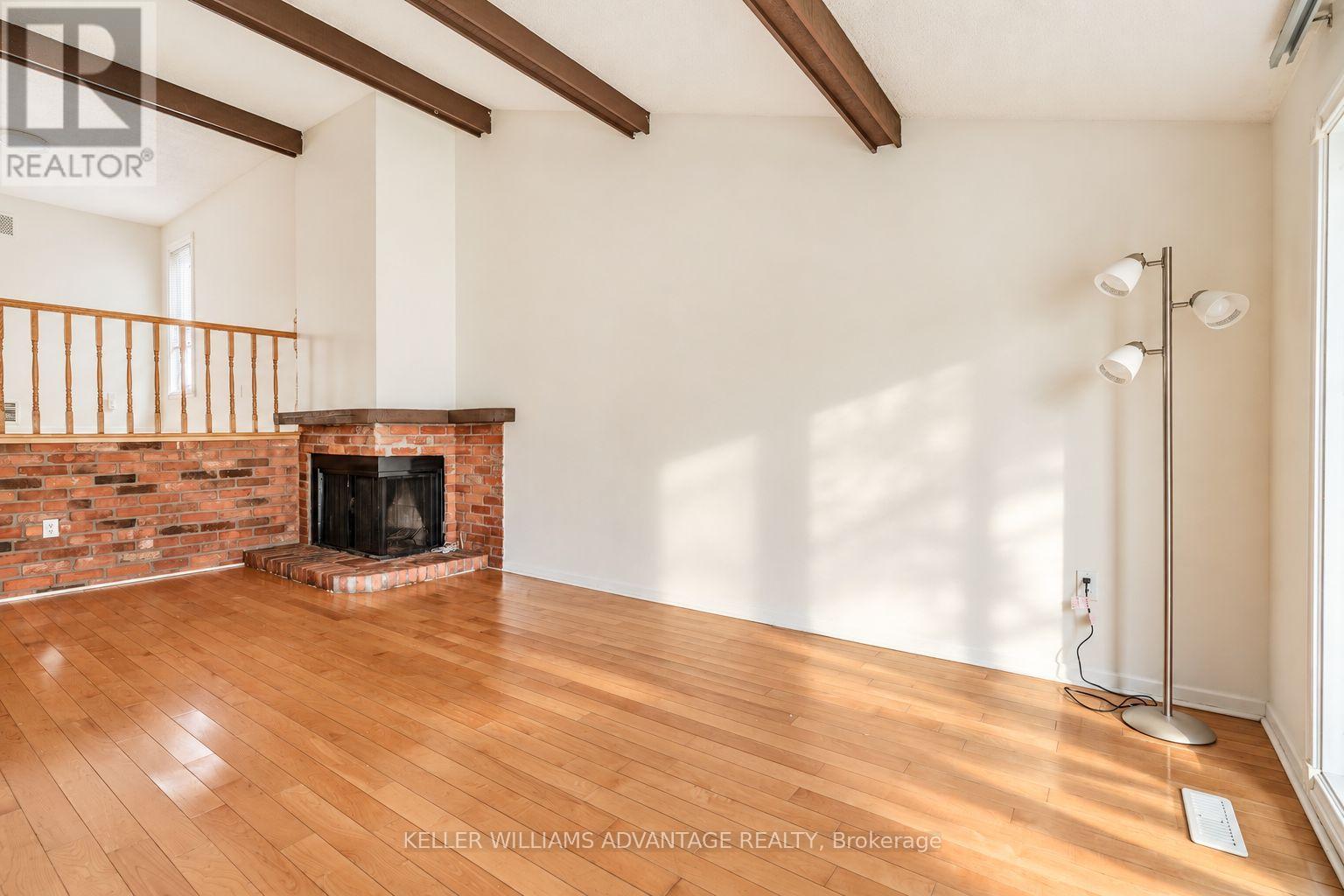 58 Ambercroft Boulevard Property Photo 7