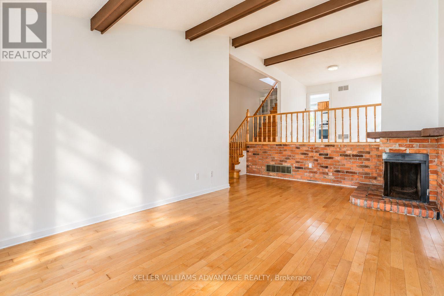 58 Ambercroft Boulevard Property Photo 9