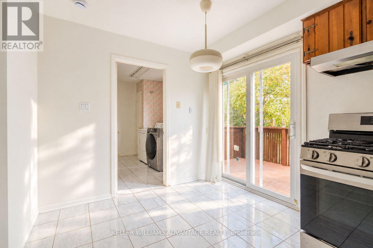 58 Ambercroft Boulevard Property Photo 15