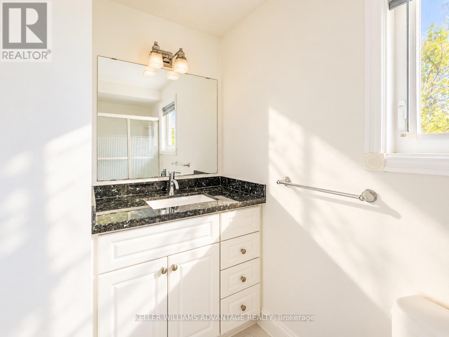58 Ambercroft Boulevard Property Photo 27
