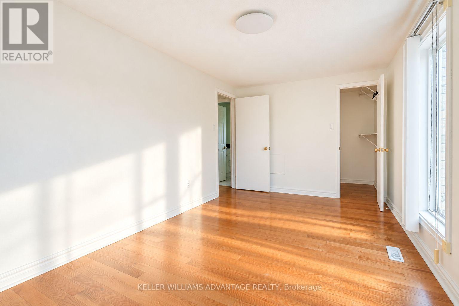 58 Ambercroft Boulevard Property Photo 32