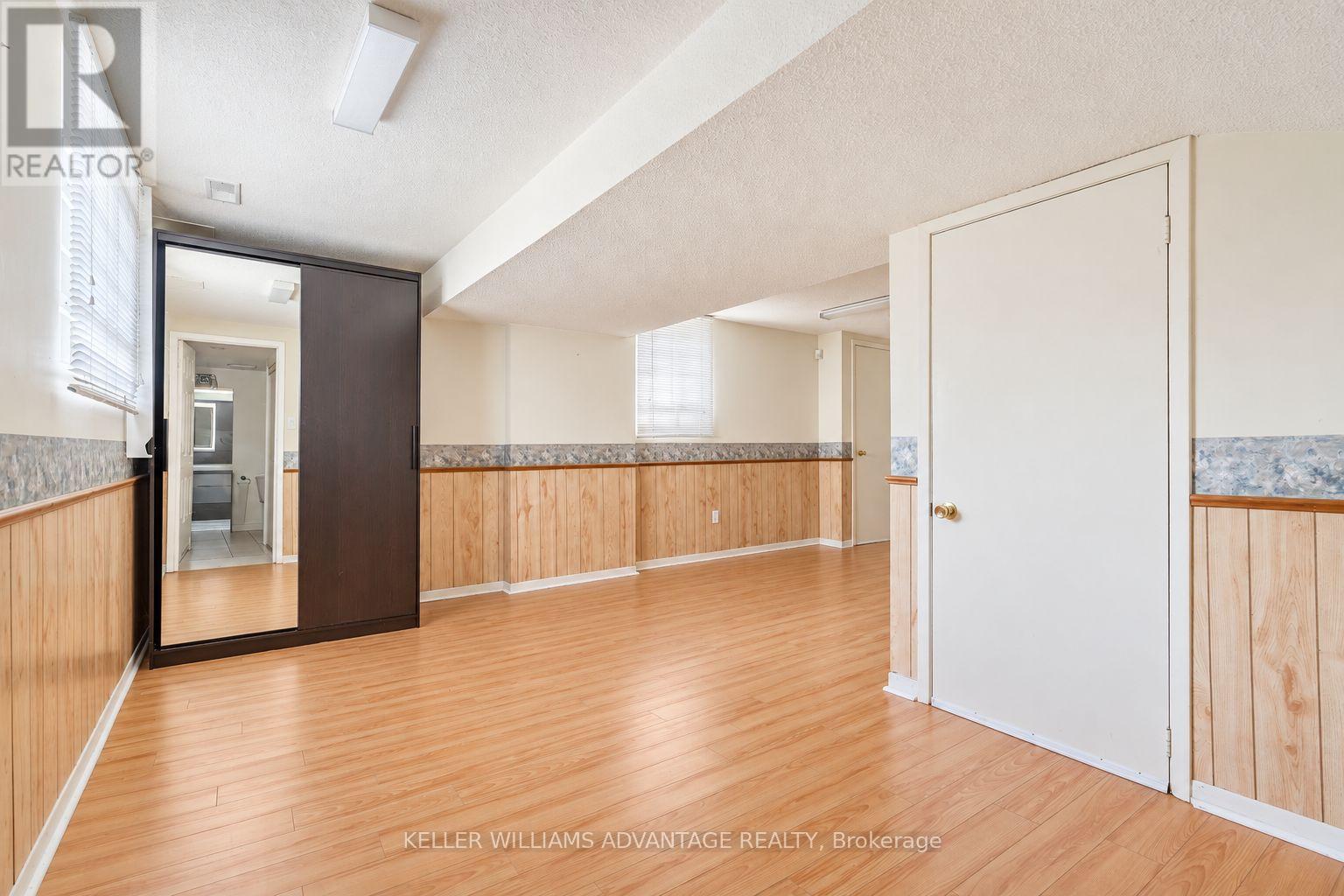 58 Ambercroft Boulevard Property Photo 34
