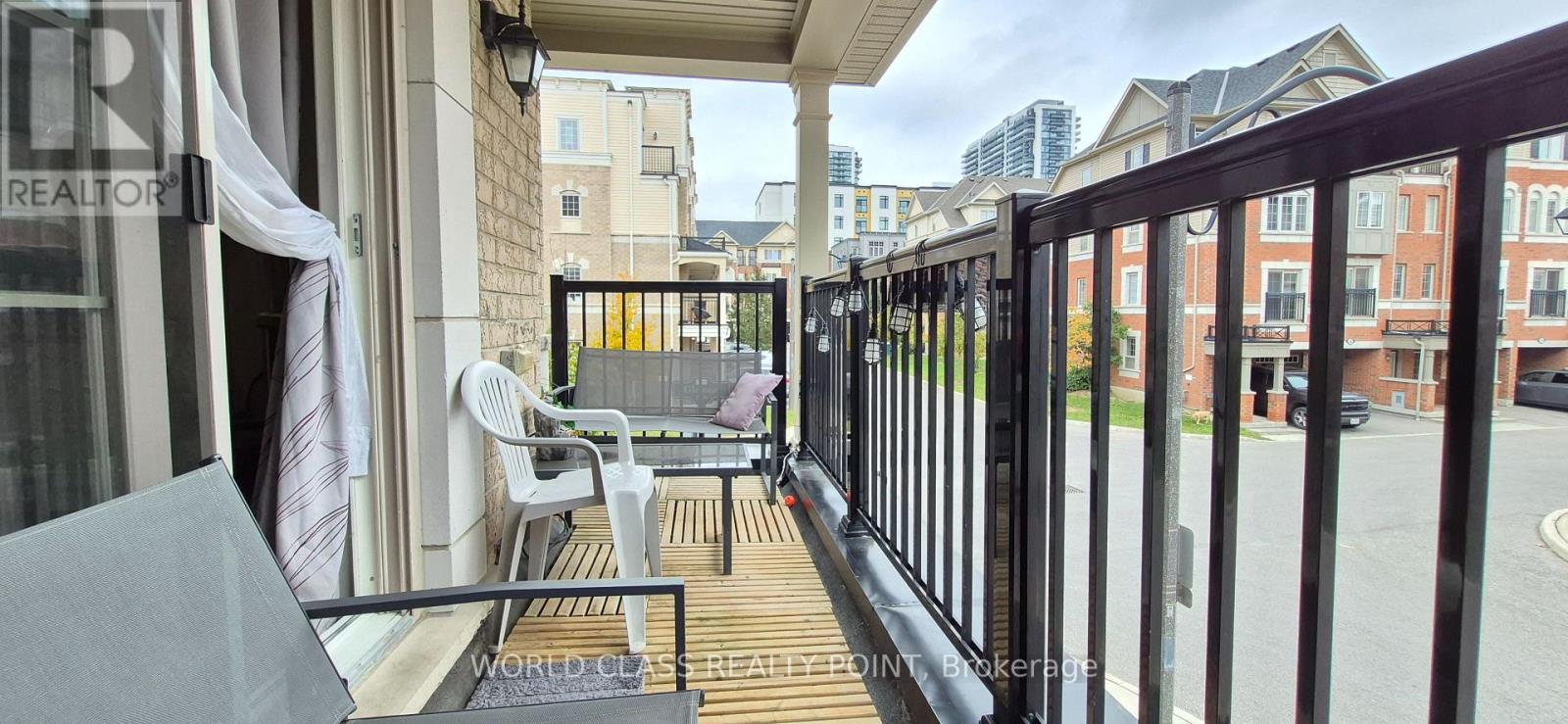 # 222 - 2458 Rosedrop Path Property Photo 6