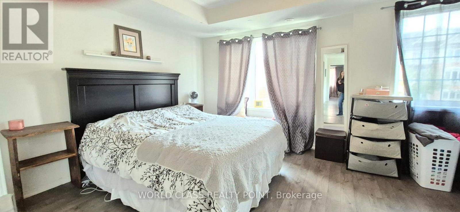# 222 - 2458 Rosedrop Path Property Photo 9