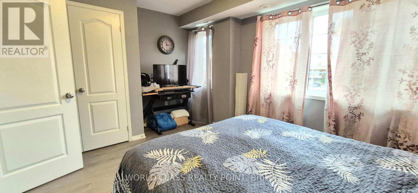 # 222 - 2458 Rosedrop Path Property Photo 16