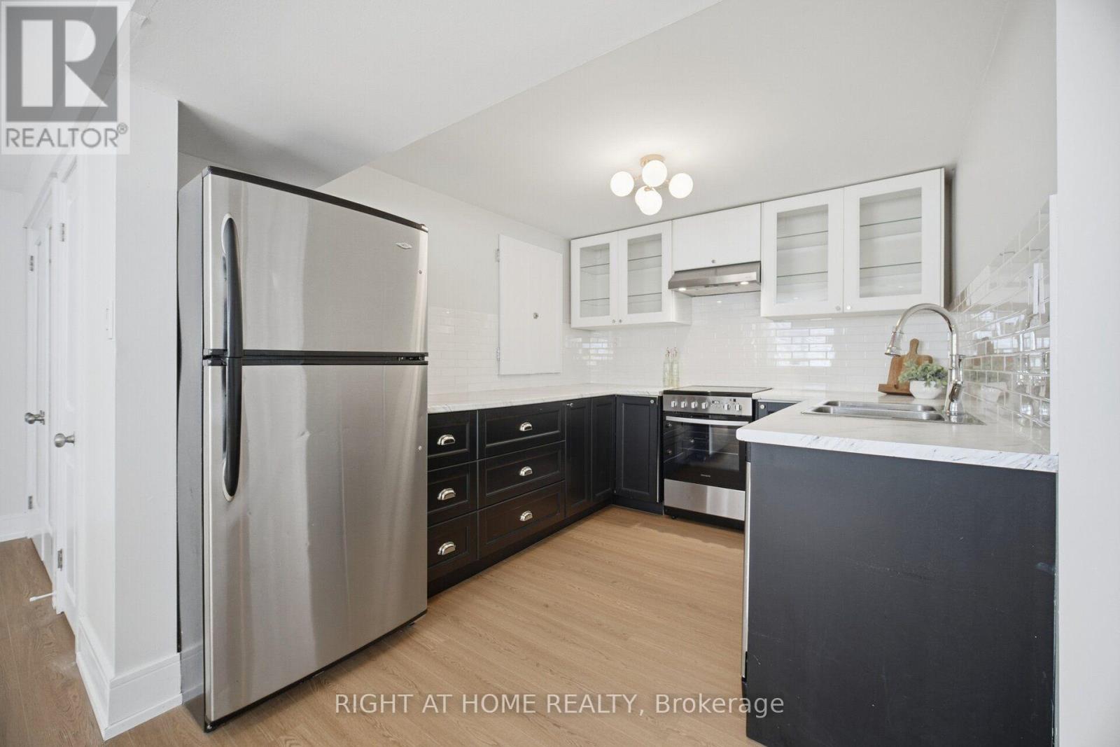 643 Perry Crescent Property Photo 29