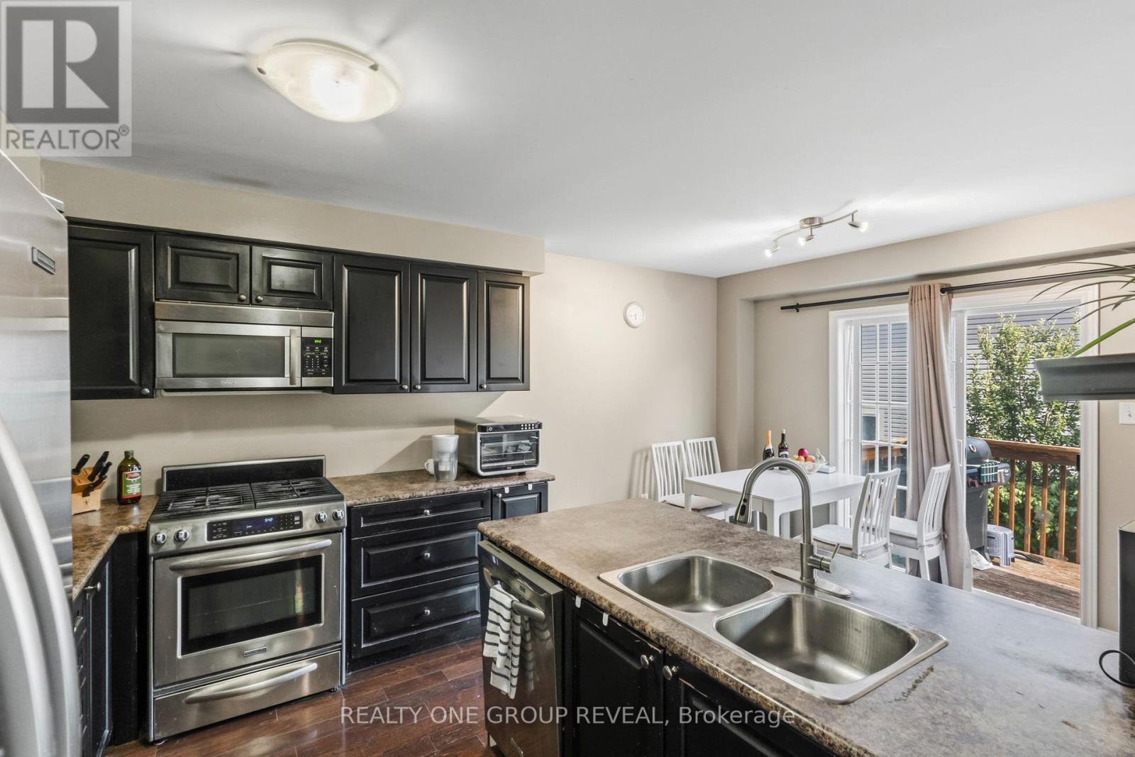 2364 Winlord Place Property Photo 11