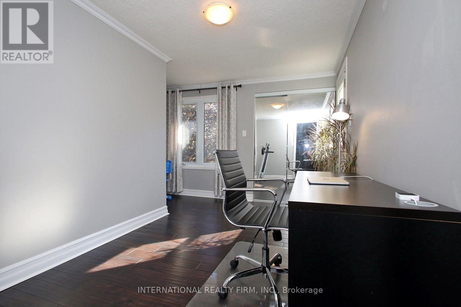 1876 Bicroft Court Property Photo 21