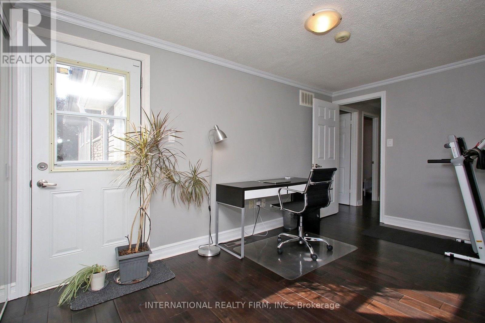 1876 Bicroft Court Property Photo 22
