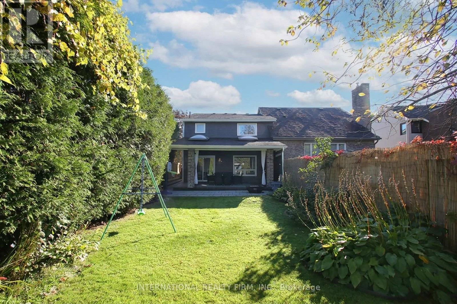 1876 Bicroft Court Property Photo 33