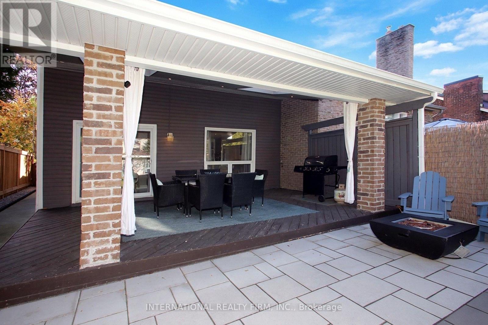 1876 Bicroft Court Property Photo 35