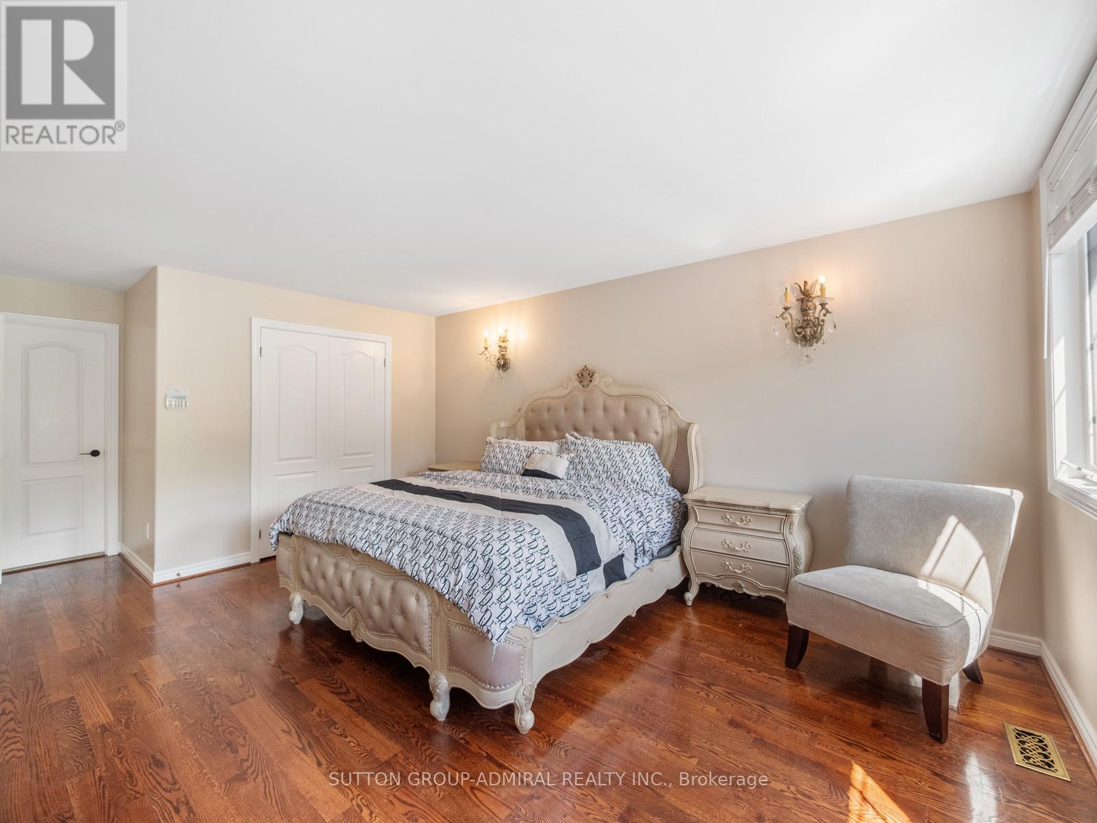 18 Thatcher Avenue Property Photo 31