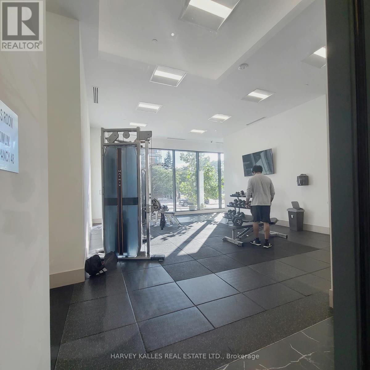 323 - 1350 Ellesmere Road Property Photo 7