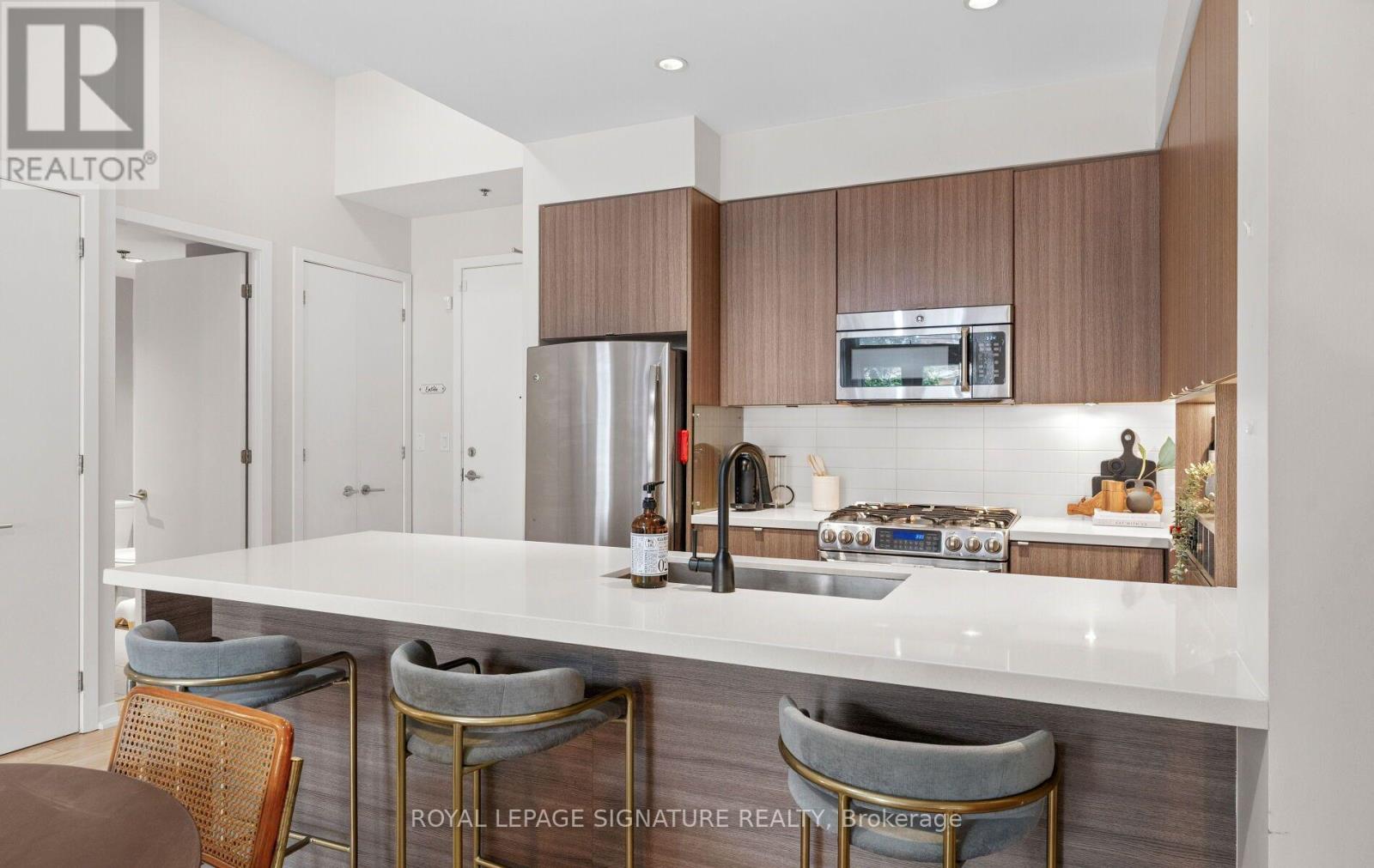 111 - 88 Colgate Avenue Property Photo 12