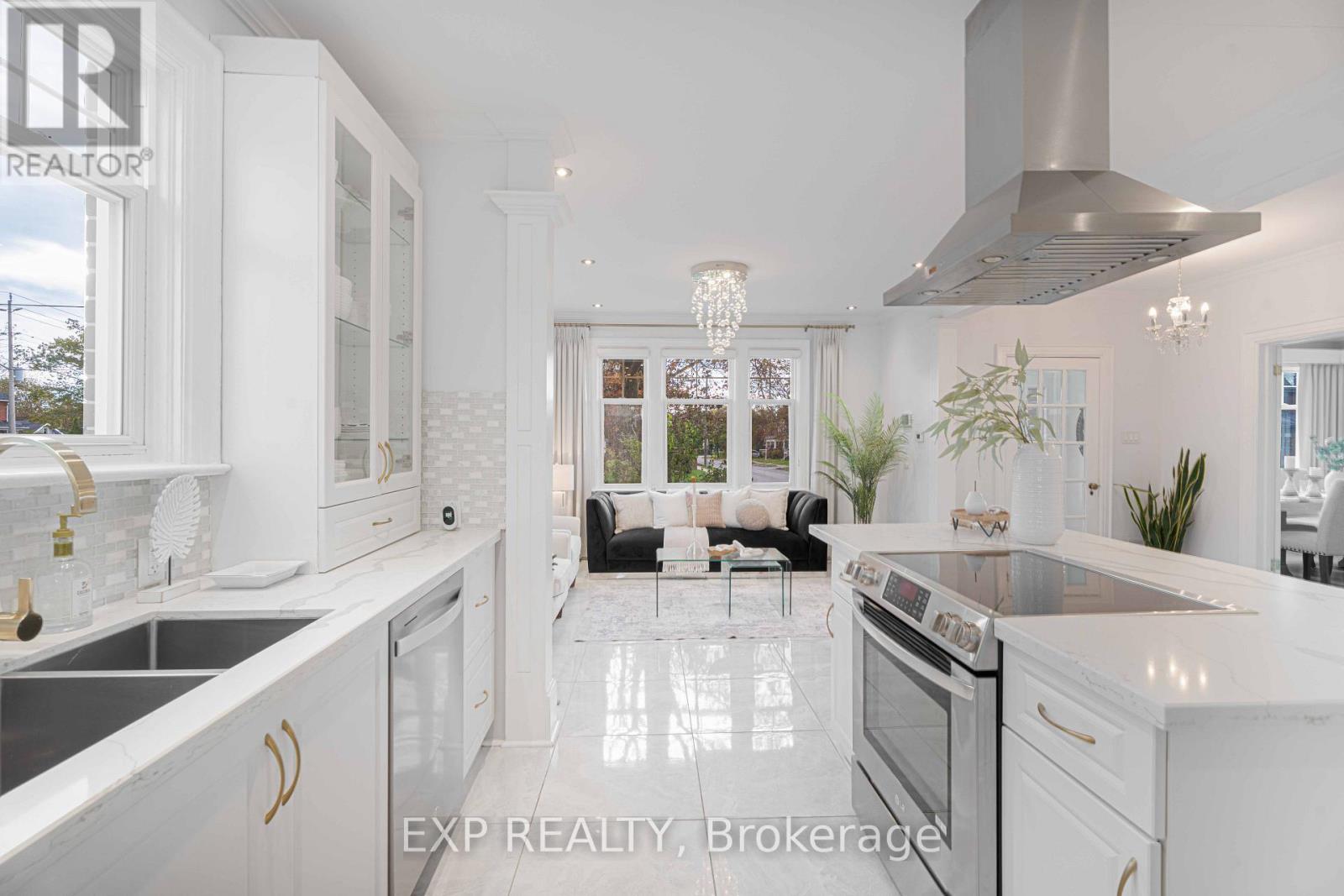308 King Street E Property Photo 11