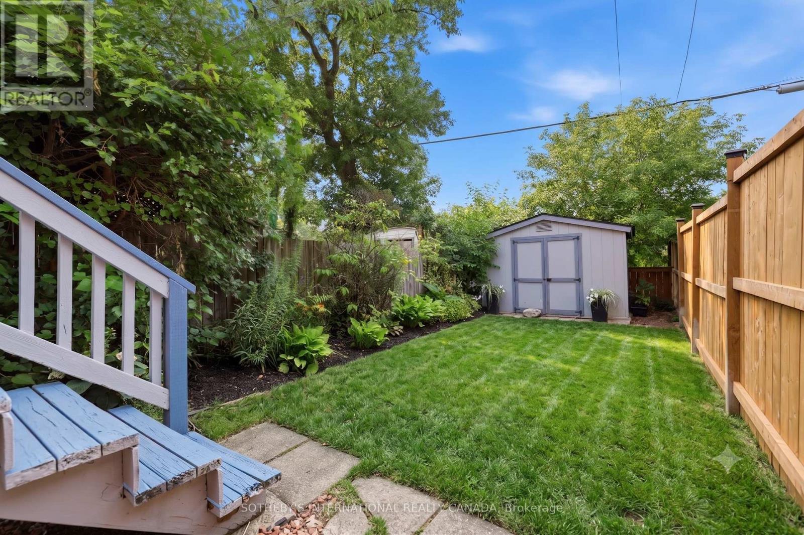 213 Oakcrest Avenue Property Photo 30