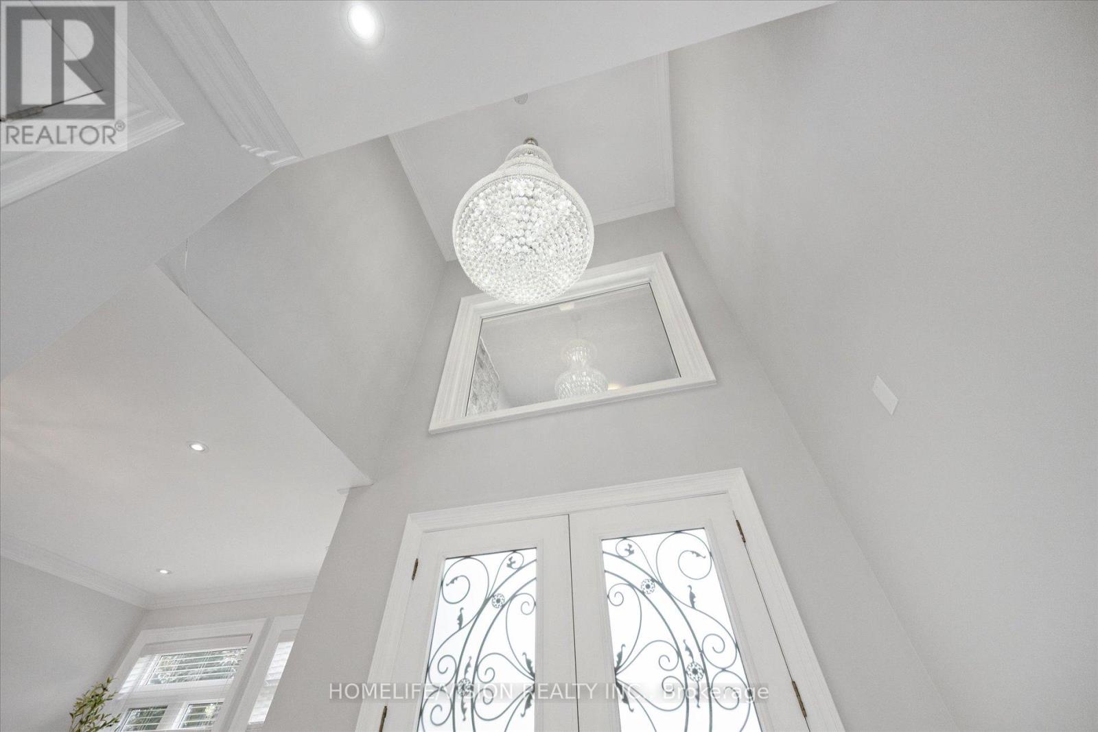 24 Cedar Brae Boulevard Property Photo 5