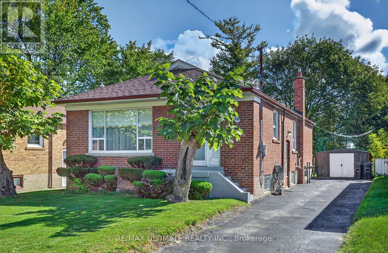85 Roebuck Drive Property Photo 3