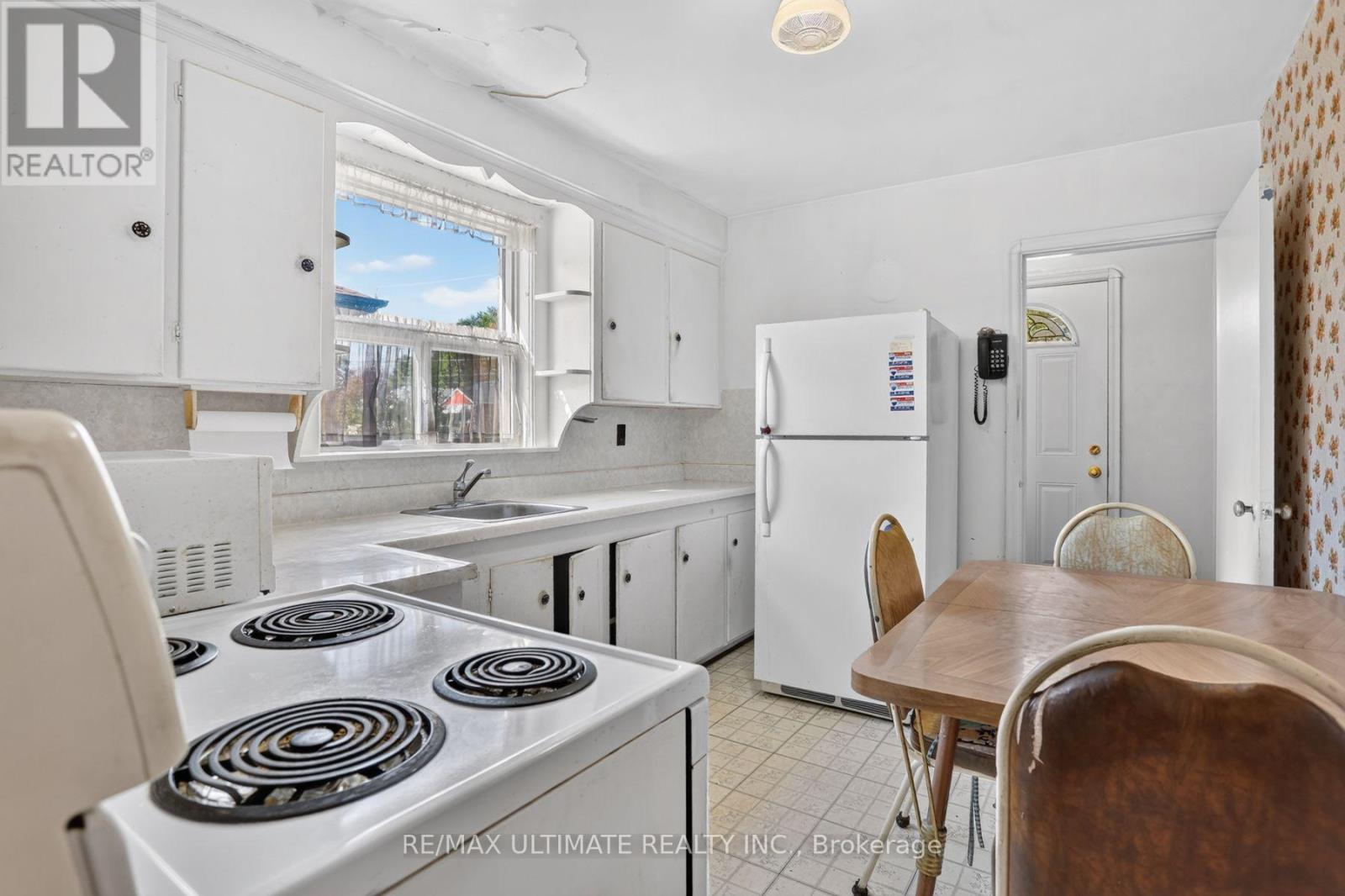 85 Roebuck Drive Property Photo 13