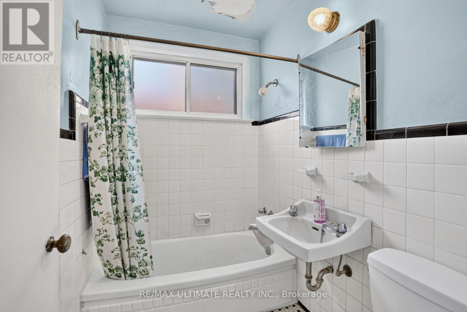 85 Roebuck Drive Property Photo 17
