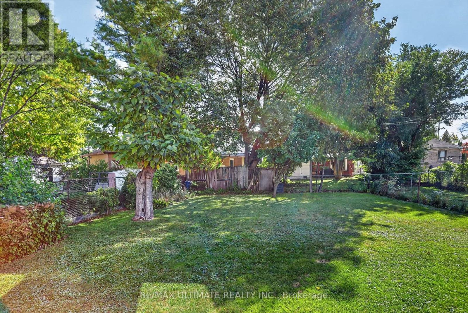 85 Roebuck Drive Property Photo 36