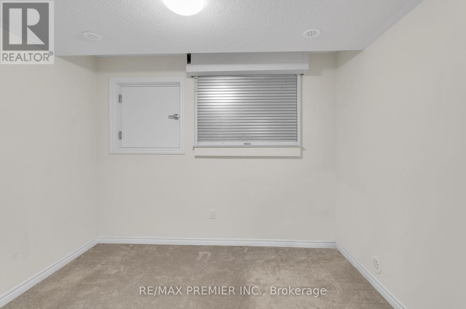 2 - 480 Beresford Path Property Photo 10
