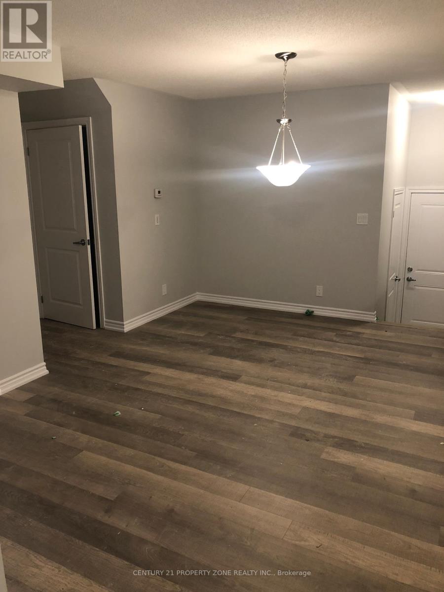 69 - 2500 Hillrise Court Property Photo 4
