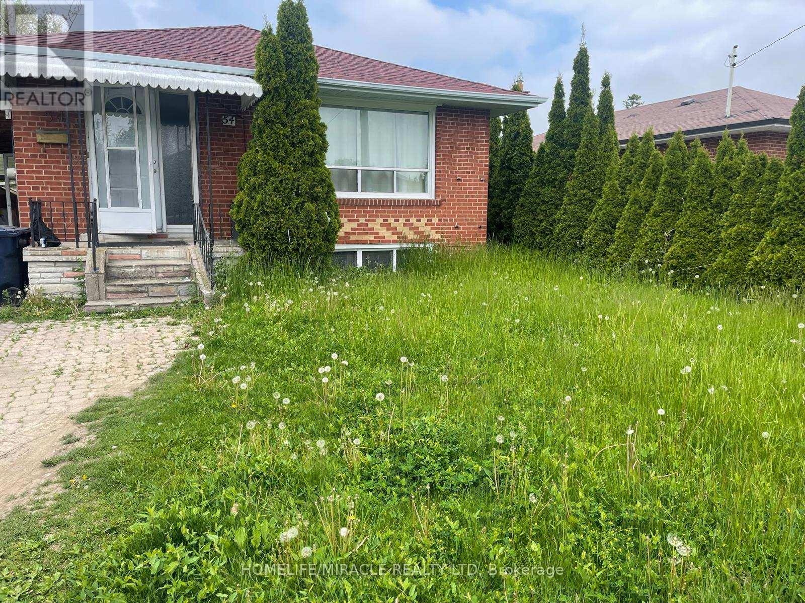 54 Medina Crescent Property Photo 2