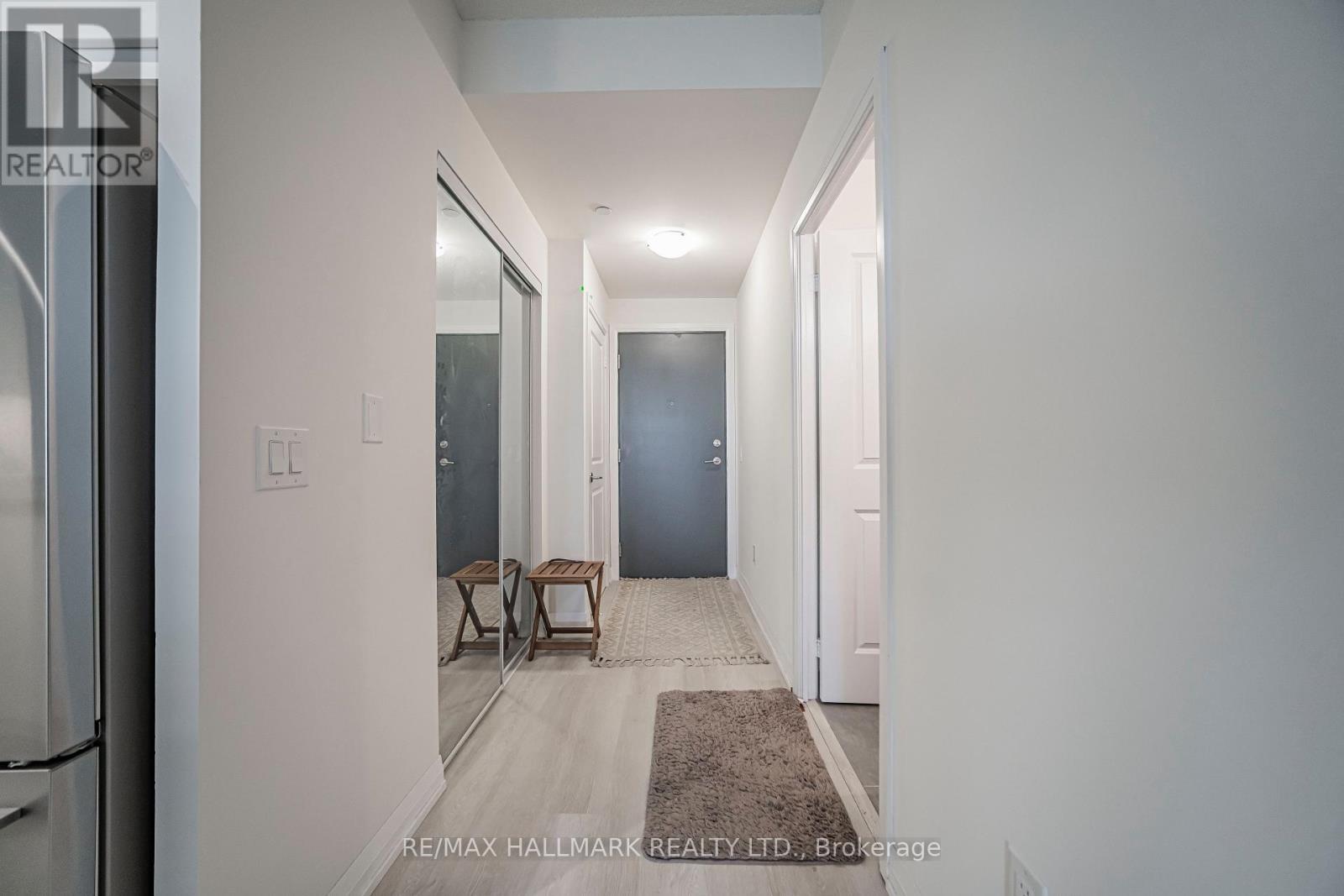 2203 - 3260 Sheppard Avenue E Property Photo 3