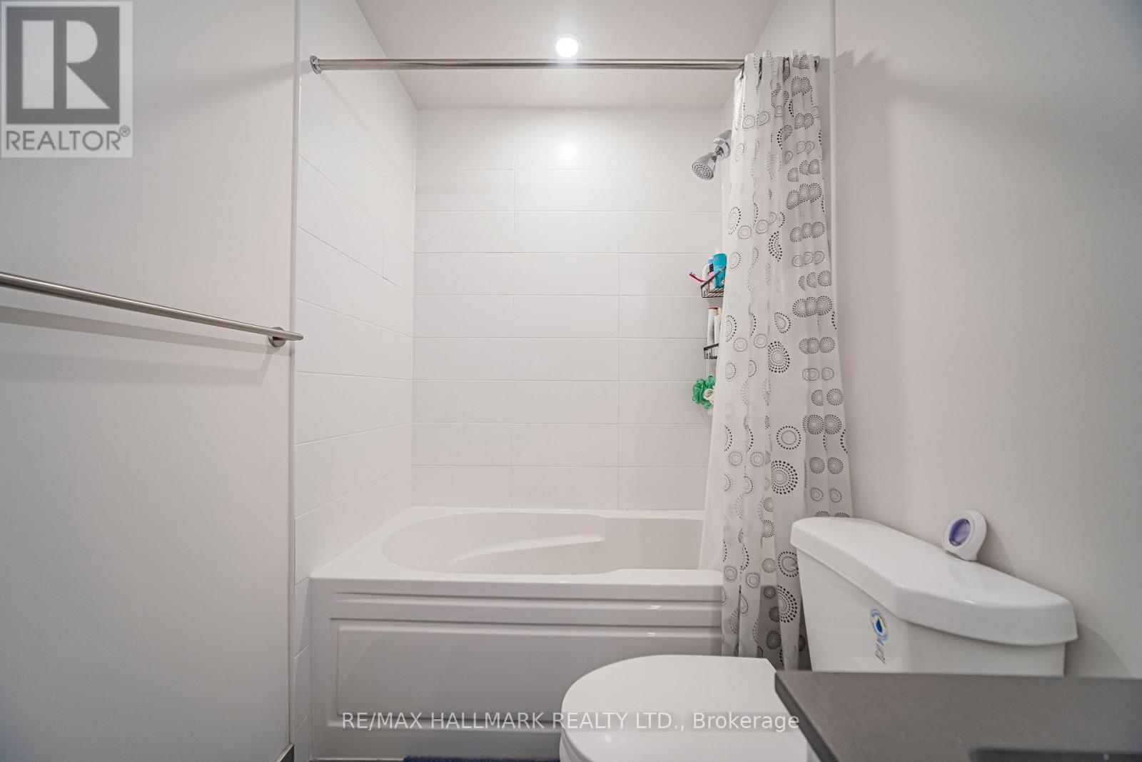 2203 - 3260 Sheppard Avenue E Property Photo 7