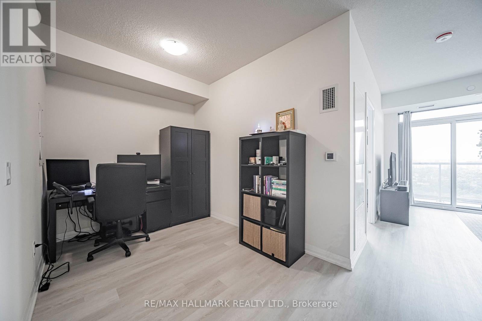 2203 - 3260 Sheppard Avenue E Property Photo 11