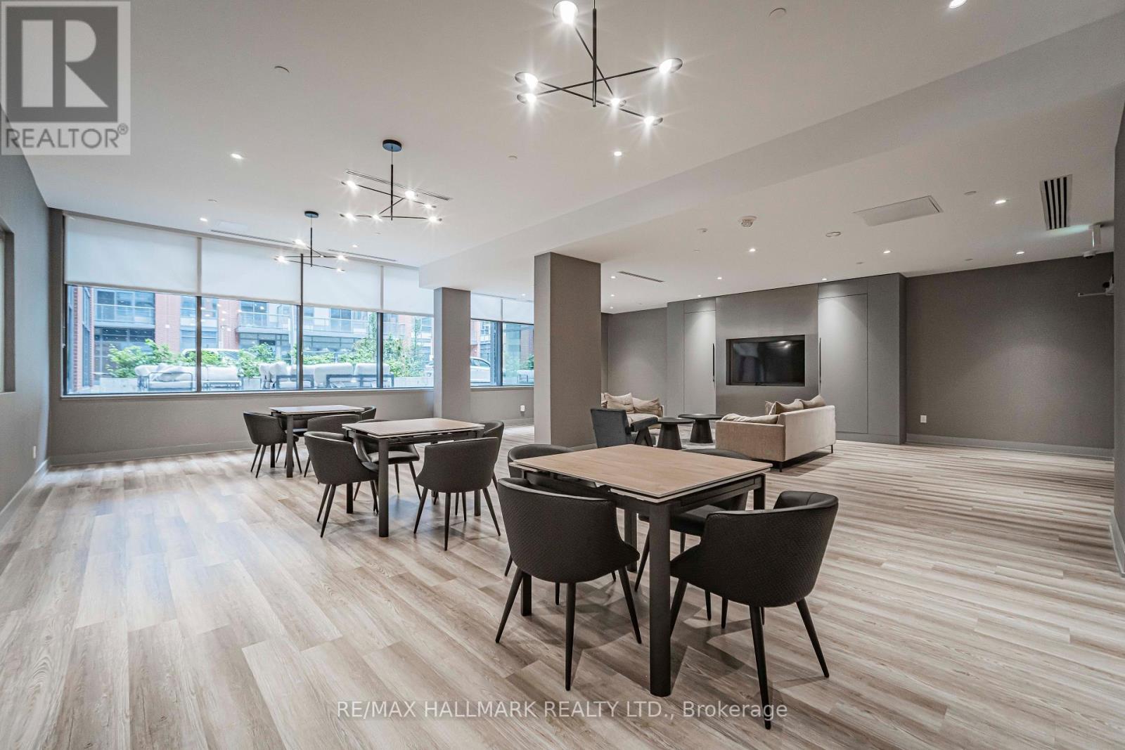 2203 - 3260 Sheppard Avenue E Property Photo 41