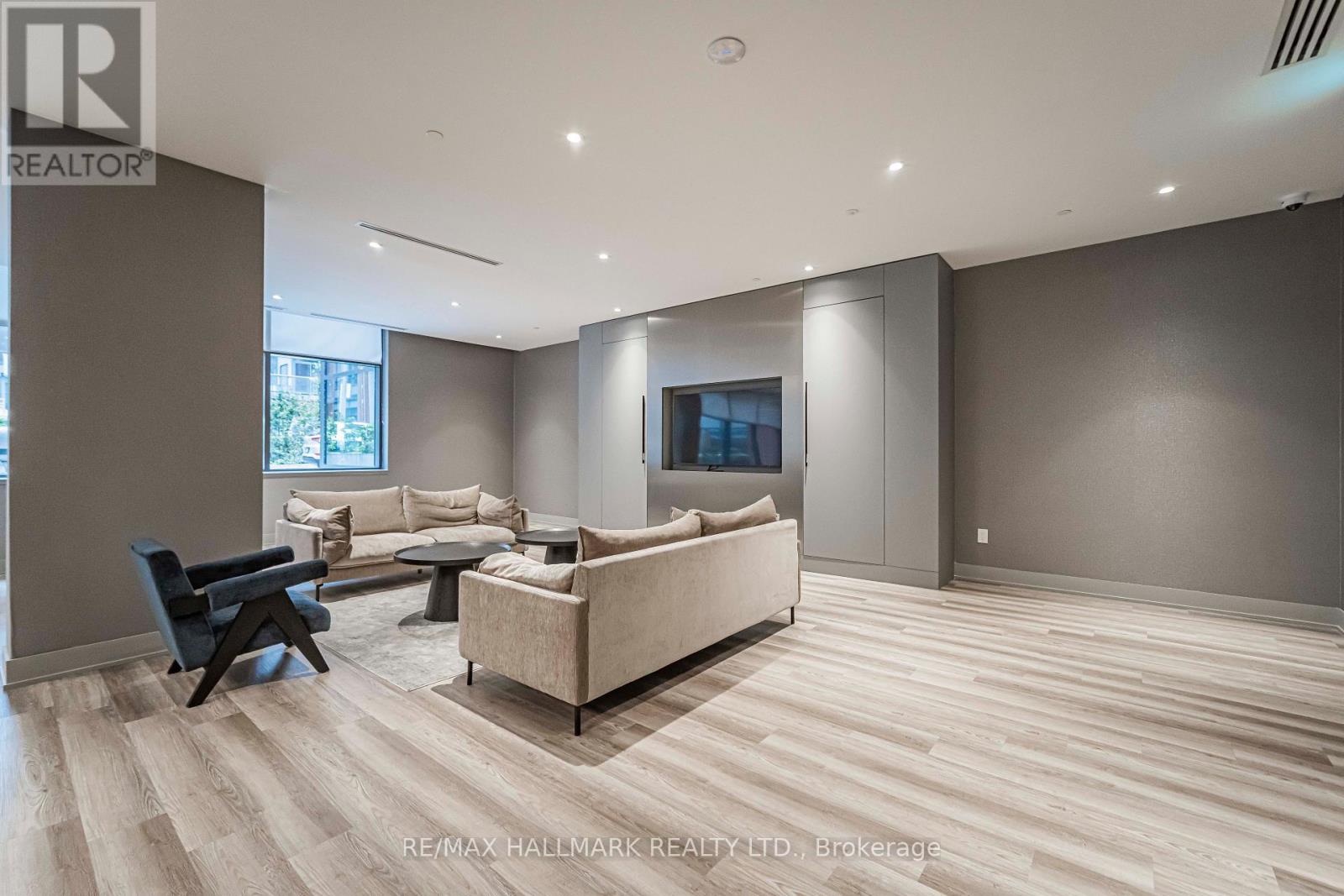 2203 - 3260 Sheppard Avenue E Property Photo 43