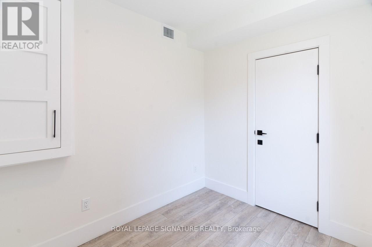 Main - 129 Kenilworth Avenue Property Photo 10