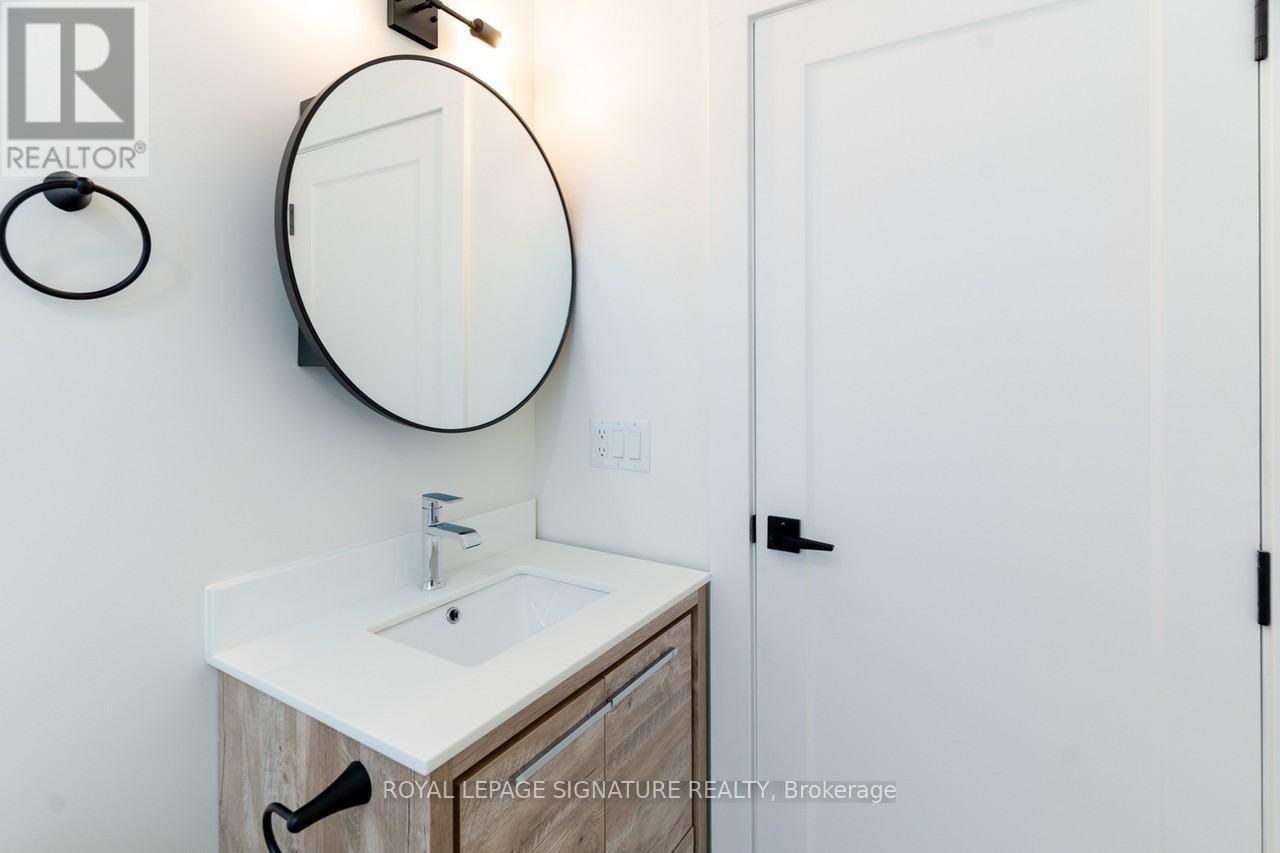 Main - 129 Kenilworth Avenue Property Photo 12