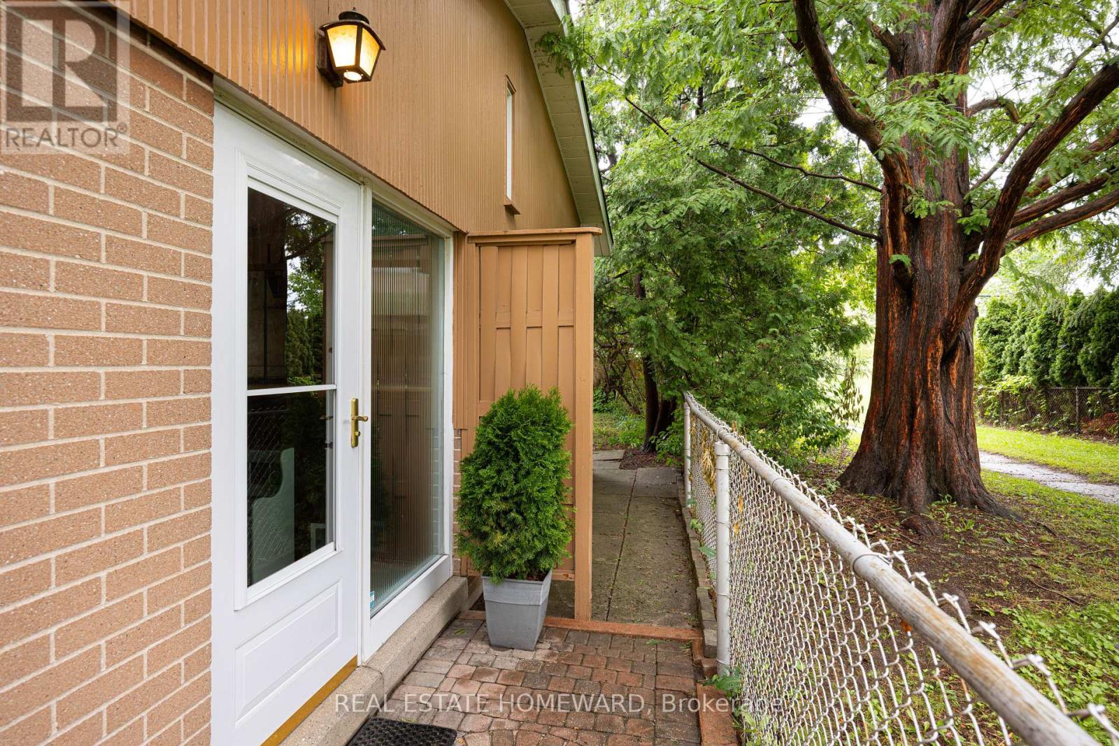 23 Norbury Crescent Property Photo 25