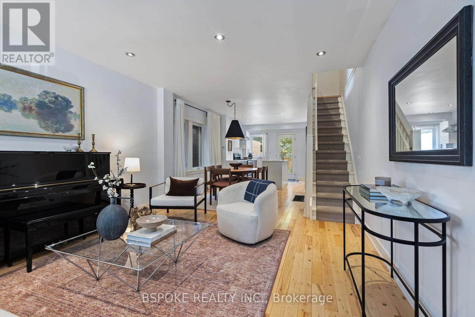 389 COXWELL AVENUE Property Photo 1