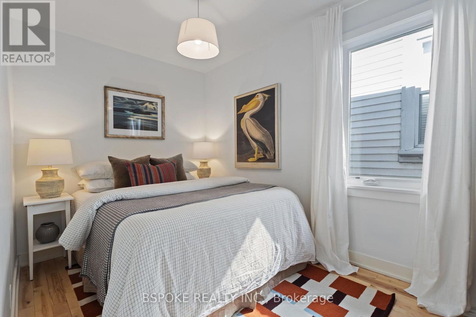 389 Coxwell Avenue Property Photo 16