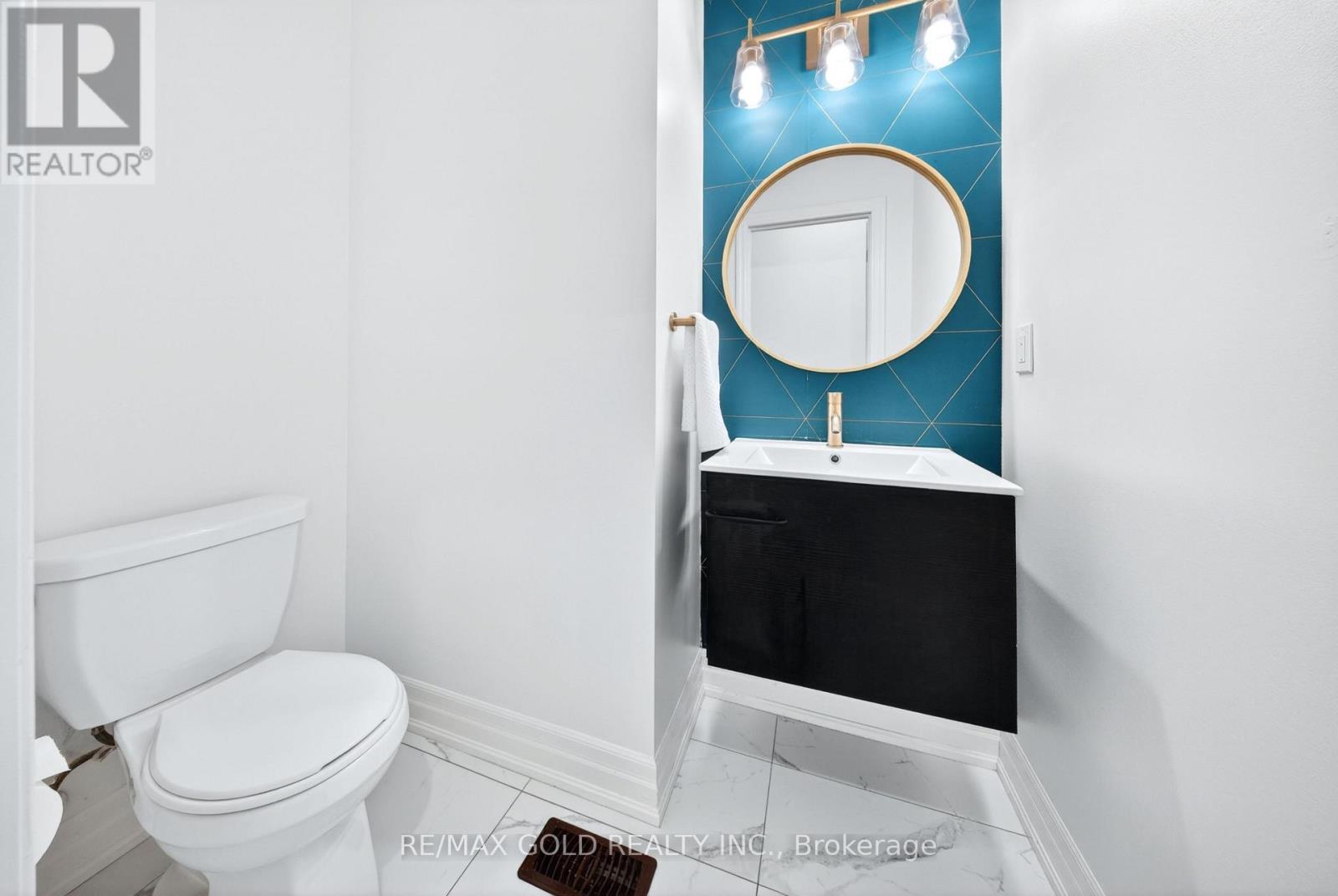 12 - 384 Arctic Red Drive Property Photo 17