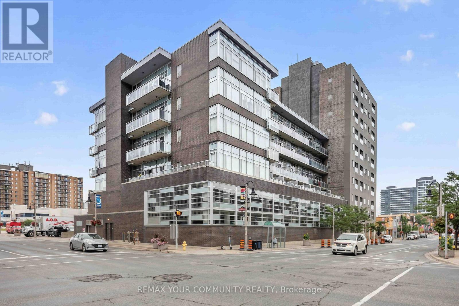 101 - 44 Bond Street W Property Photo 2