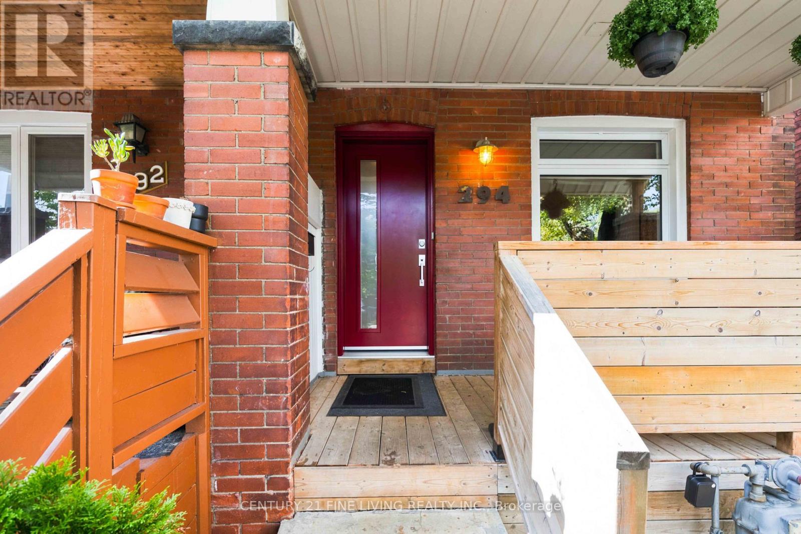 294 Gainsborough Road Property Photo 2