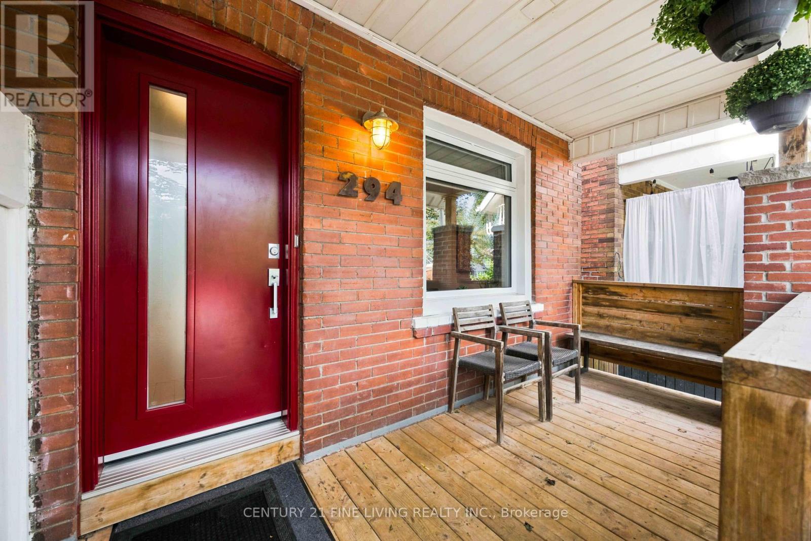 294 Gainsborough Road Property Photo 3