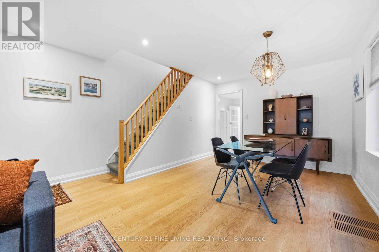294 Gainsborough Road Property Photo 9