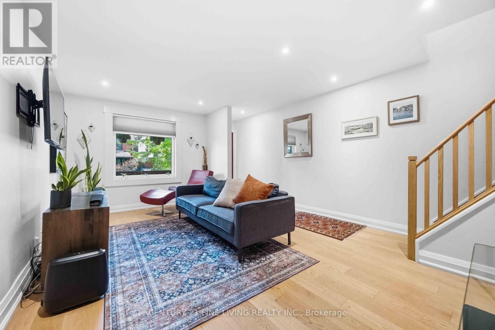 294 Gainsborough Road Property Photo 11