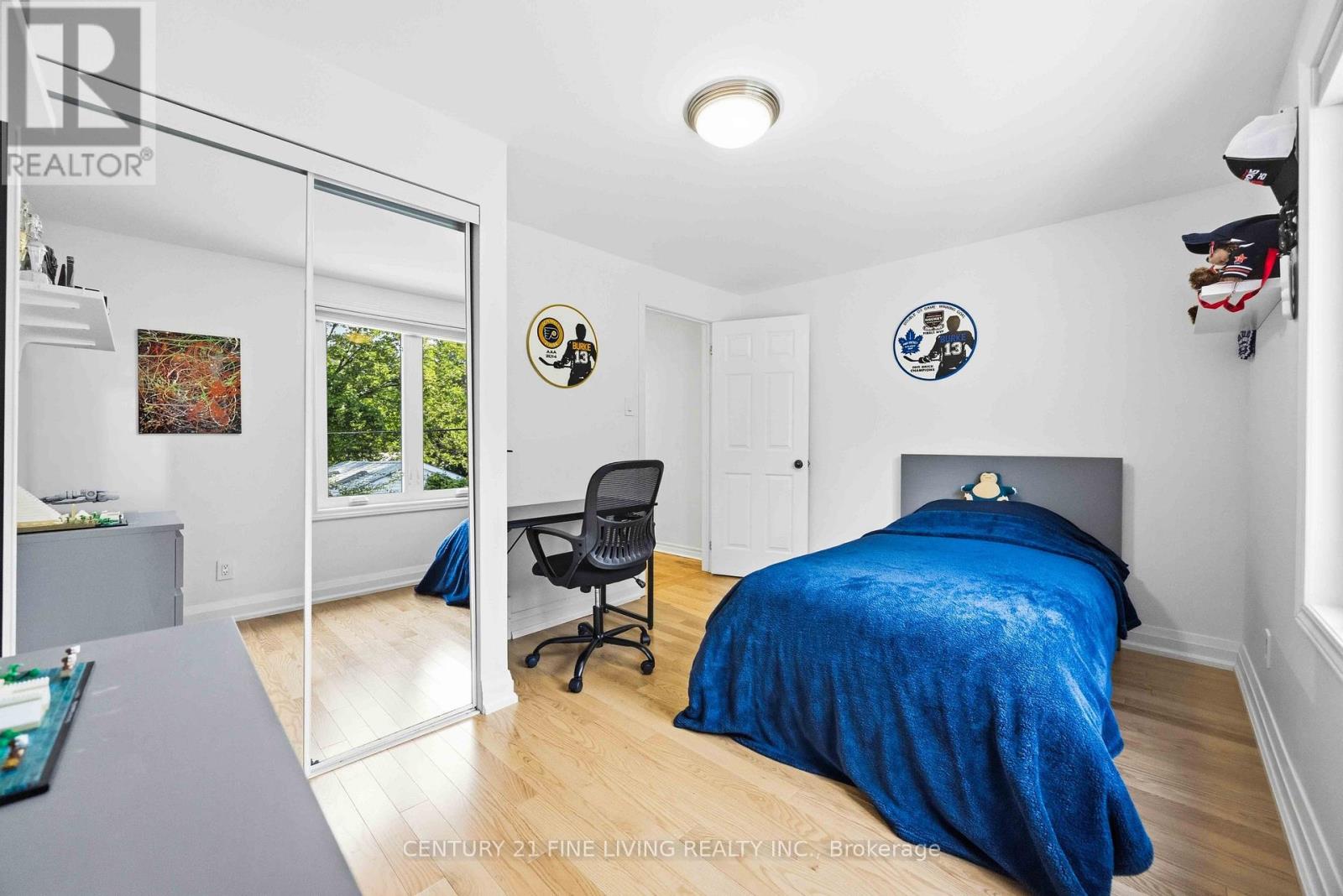 294 Gainsborough Road Property Photo 28