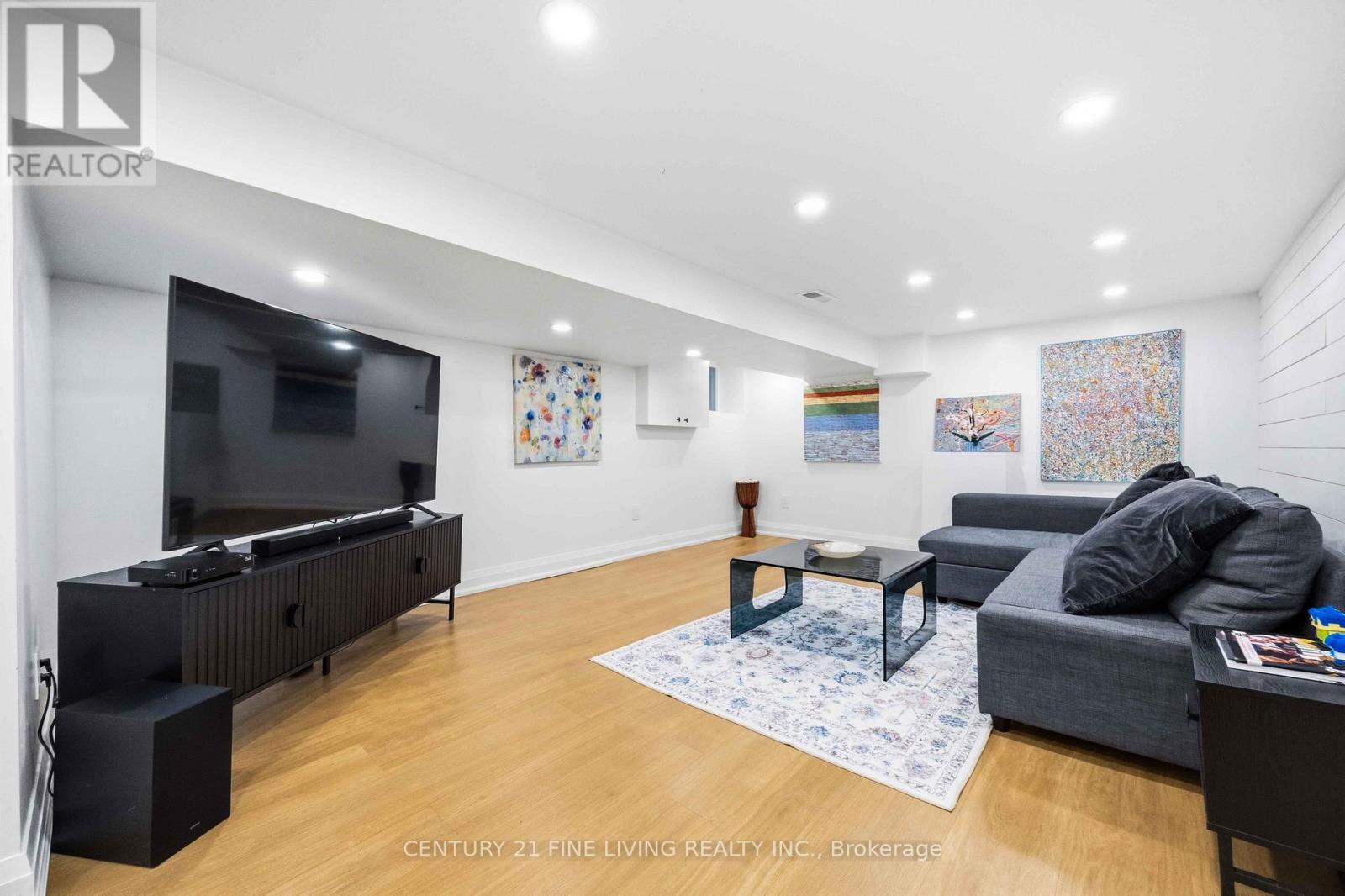 294 Gainsborough Road Property Photo 34
