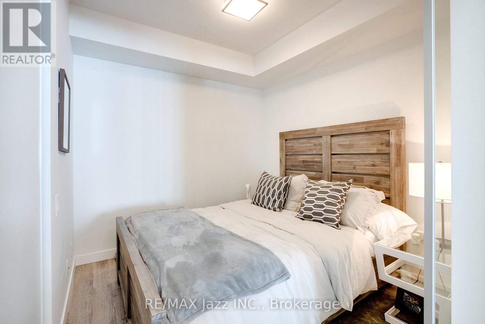 307 - 100 Bond Street E Property Photo 7