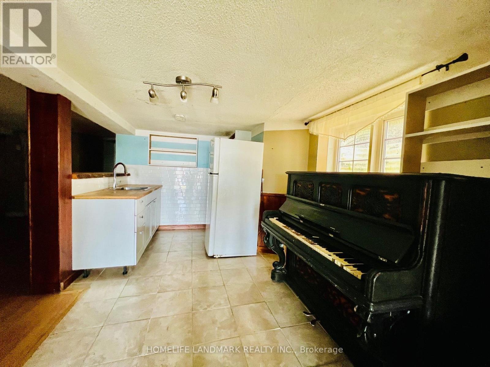 520 Fralicks Beach Road Property Photo 18