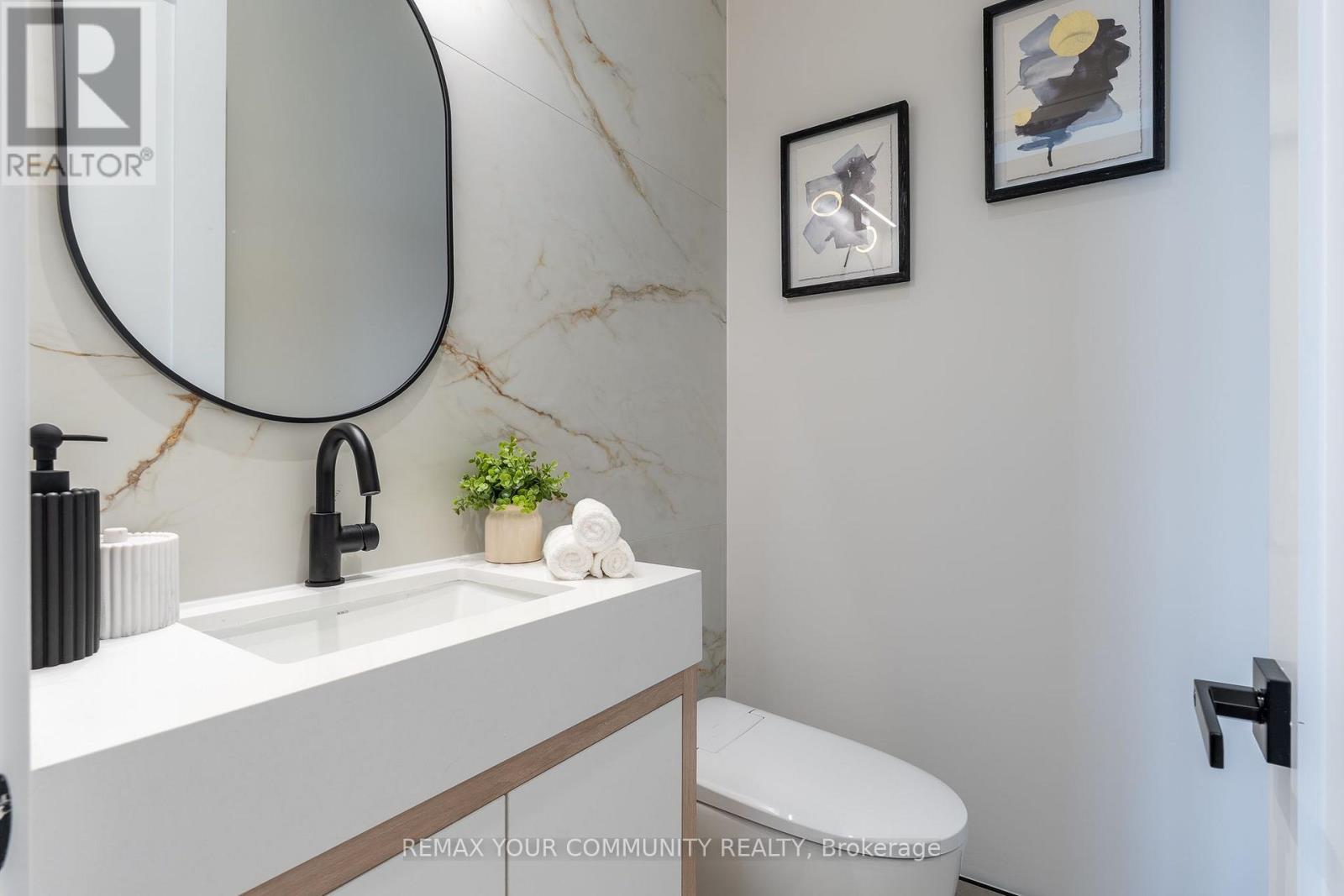 281 Queensdale Avenue Property Photo 21